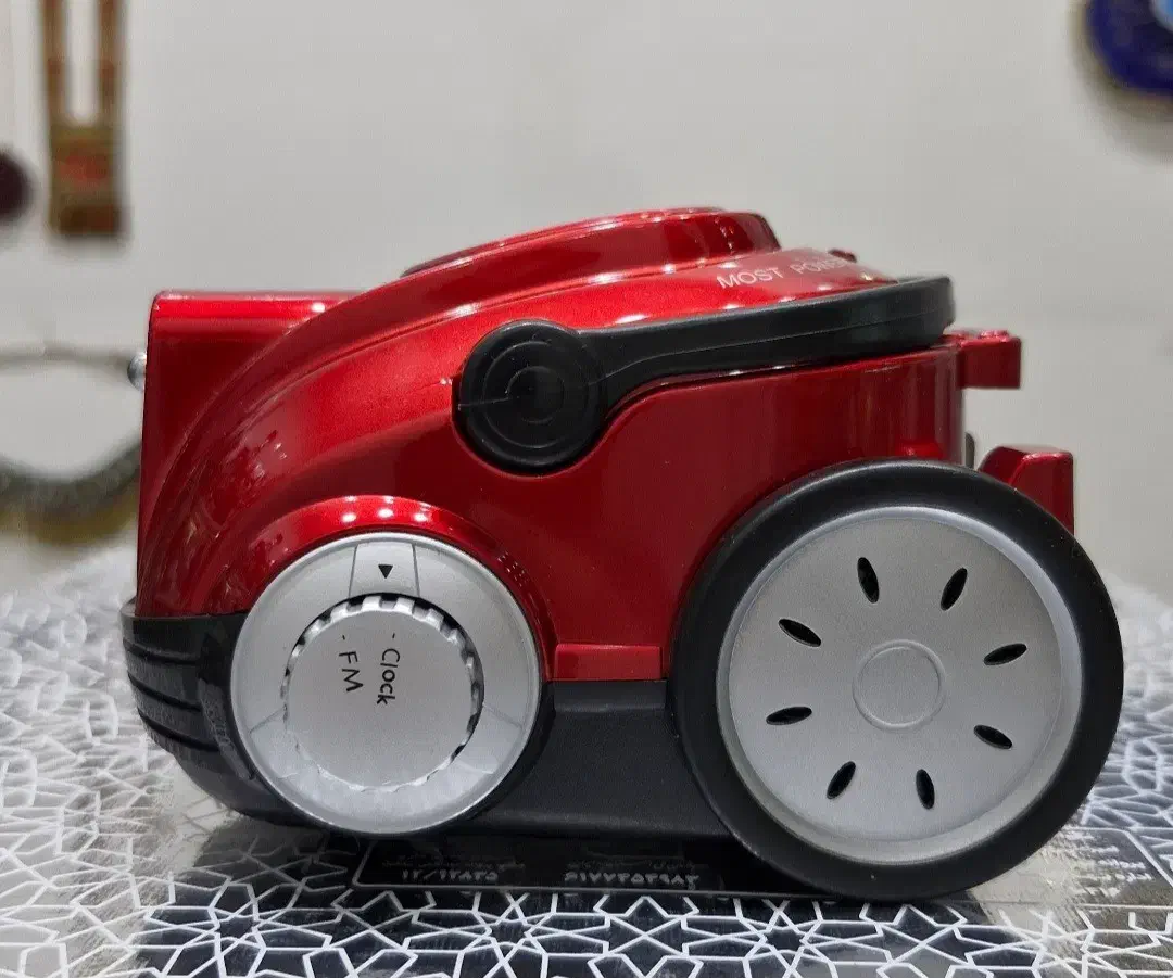 رادیوی الی جی مدل جاروبرقی کلکسیونی|کلکسیون اشیاء عتیقه|تبریز, |دیوار