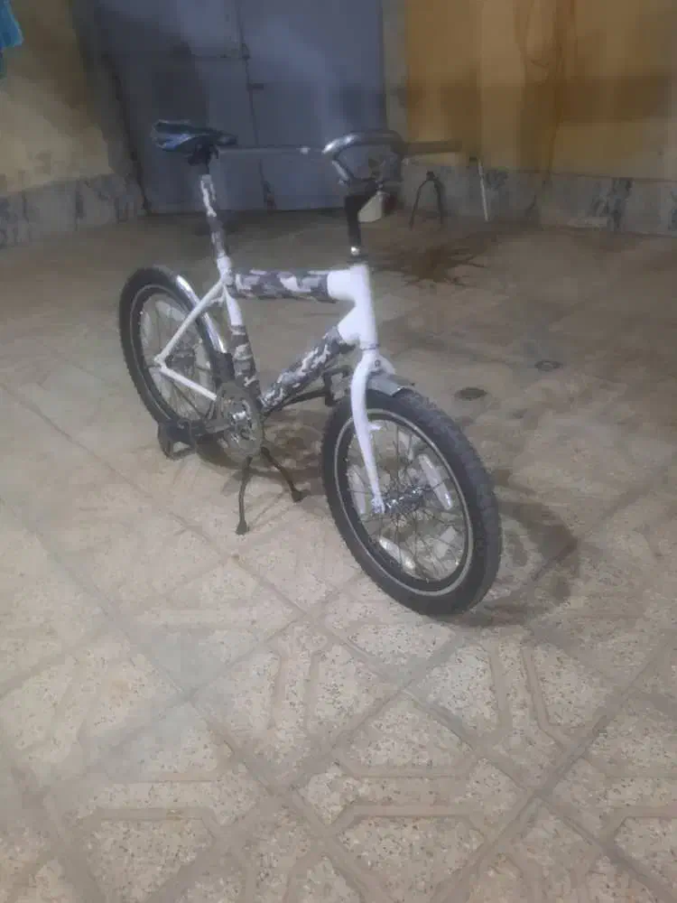 دوچرخه 20لاتانی لوازمی|دوچرخه، اسکیت، اسکوتر|هیرمند, |دیوار