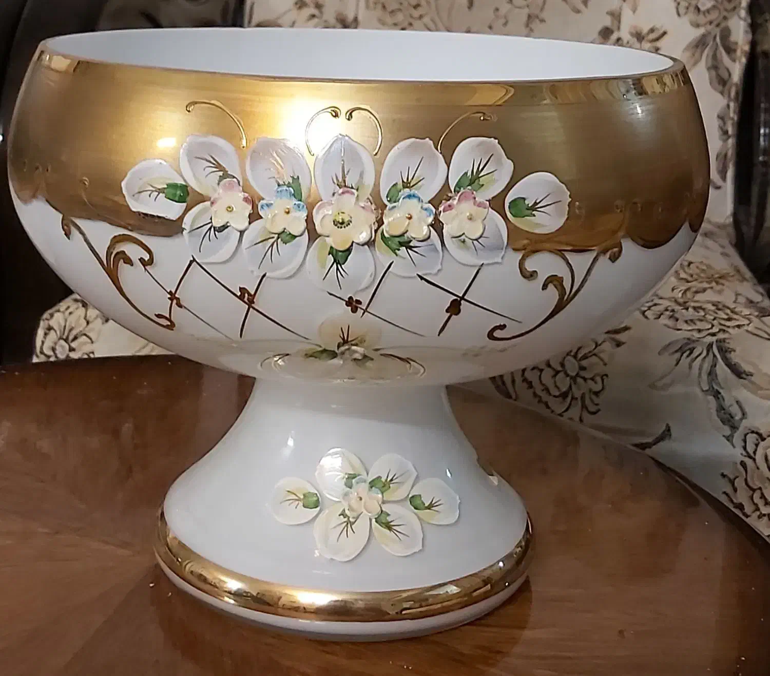 ظرف میوه خوری گل برجسته|کلکسیون اشیاء عتیقه|اصفهان, الهیه|دیوار