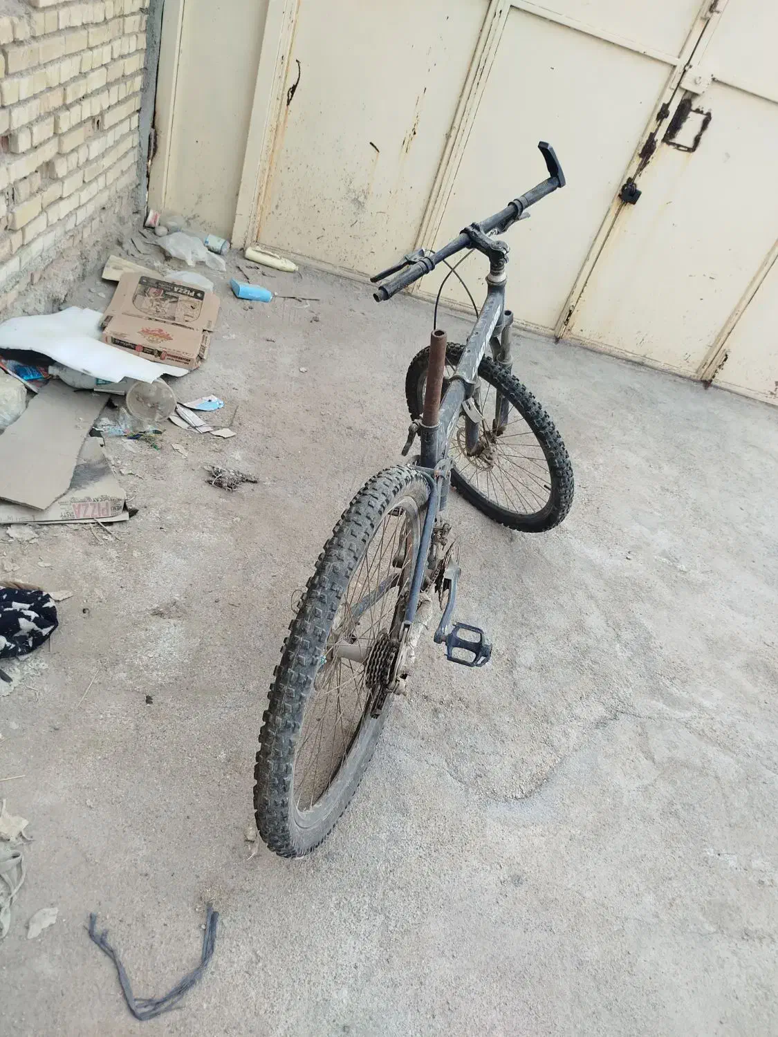 دوچرخه 26|دوچرخه، اسکیت، اسکوتر|دیلم, |دیوار