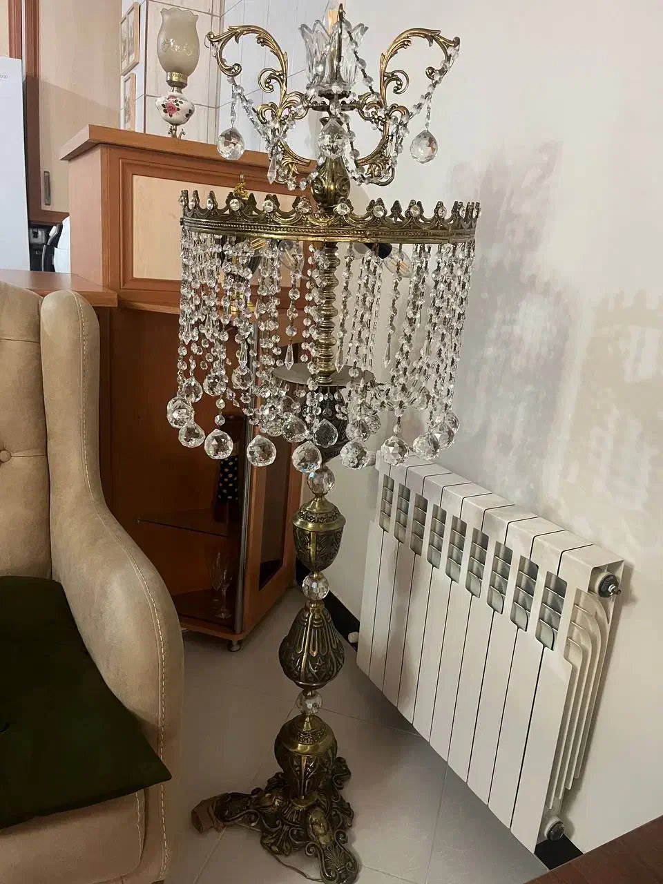 آباژور پایه بلند|چراغ خواب و آباژور|کرج, باغستان|دیوار