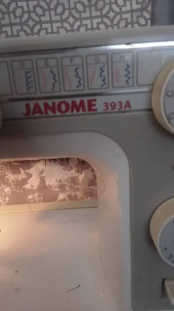 چرخ خیاطی در حد نو|چرخ خیاطی و ریسندگی|نورآباد, |دیوار