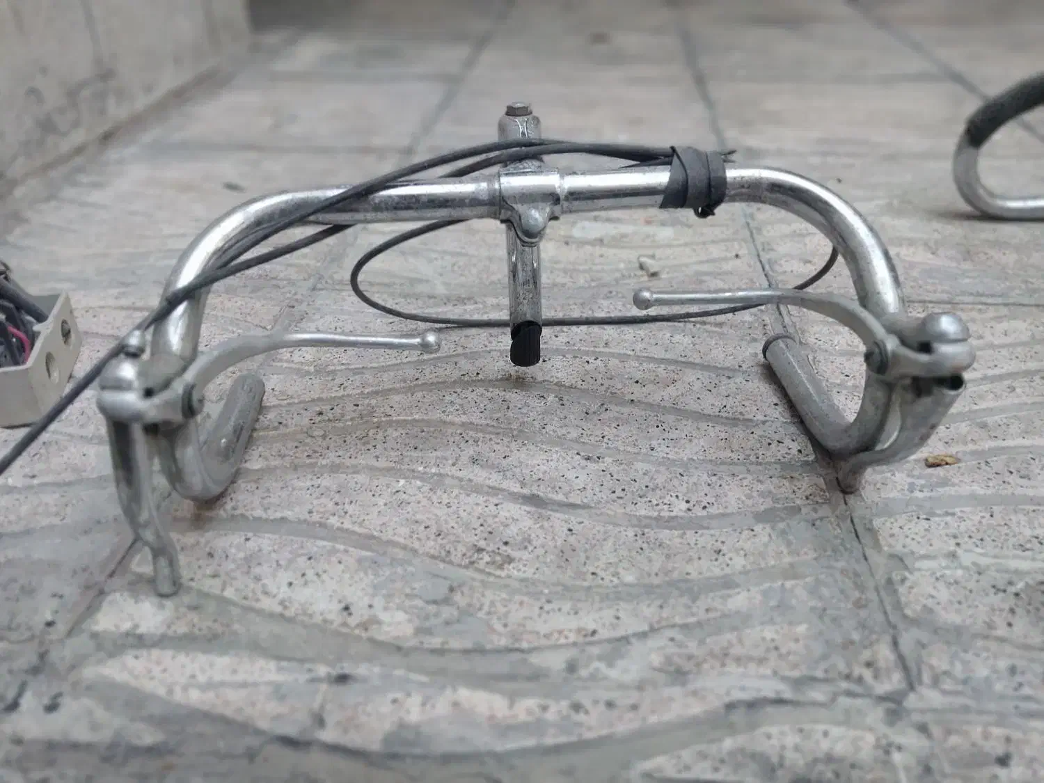 فرمون کورسی|دوچرخه، اسکیت، اسکوتر|تهران, تسلیحات|دیوار