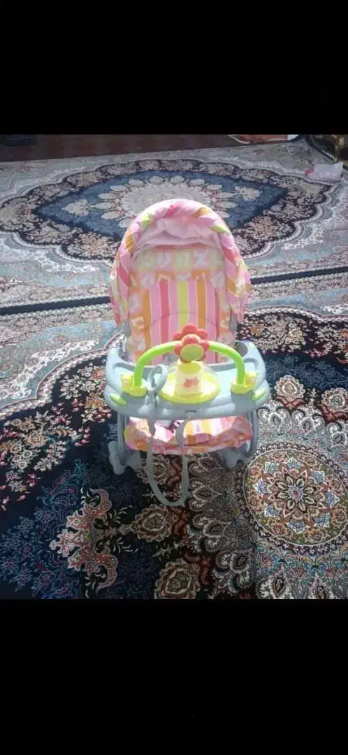 صندلی نشیمن وغذا خوری کودک|تخت و صندلی بچه|قدس, شهرقدس|دیوار