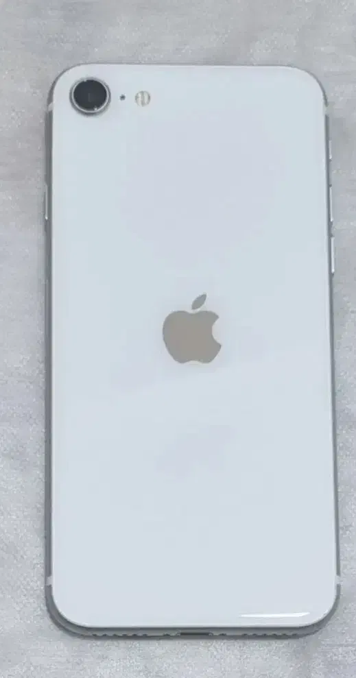 ایفون se 2020|موبایل|اصفهان, جلفا|دیوار