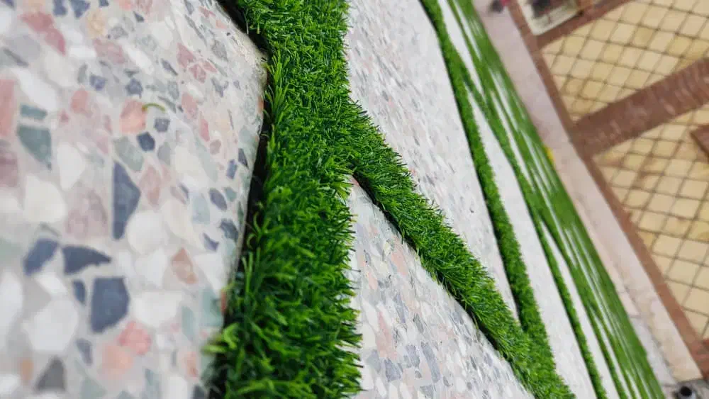 چمن مصنوعی در هرمتراژ/نواری(بین سنگی)|خدمات باغبانی و درختکاری|تهران, شهرک هما|دیوار