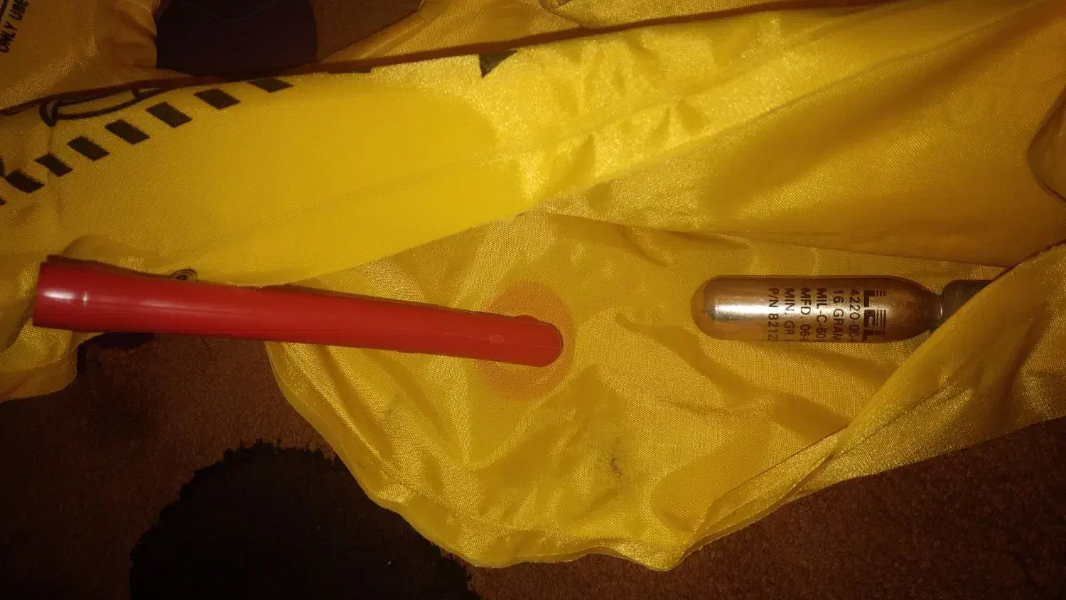 جلیقه شنا بسیار پیش رفته|غواصی و ورزش‌های آبی|تبریز, |دیوار