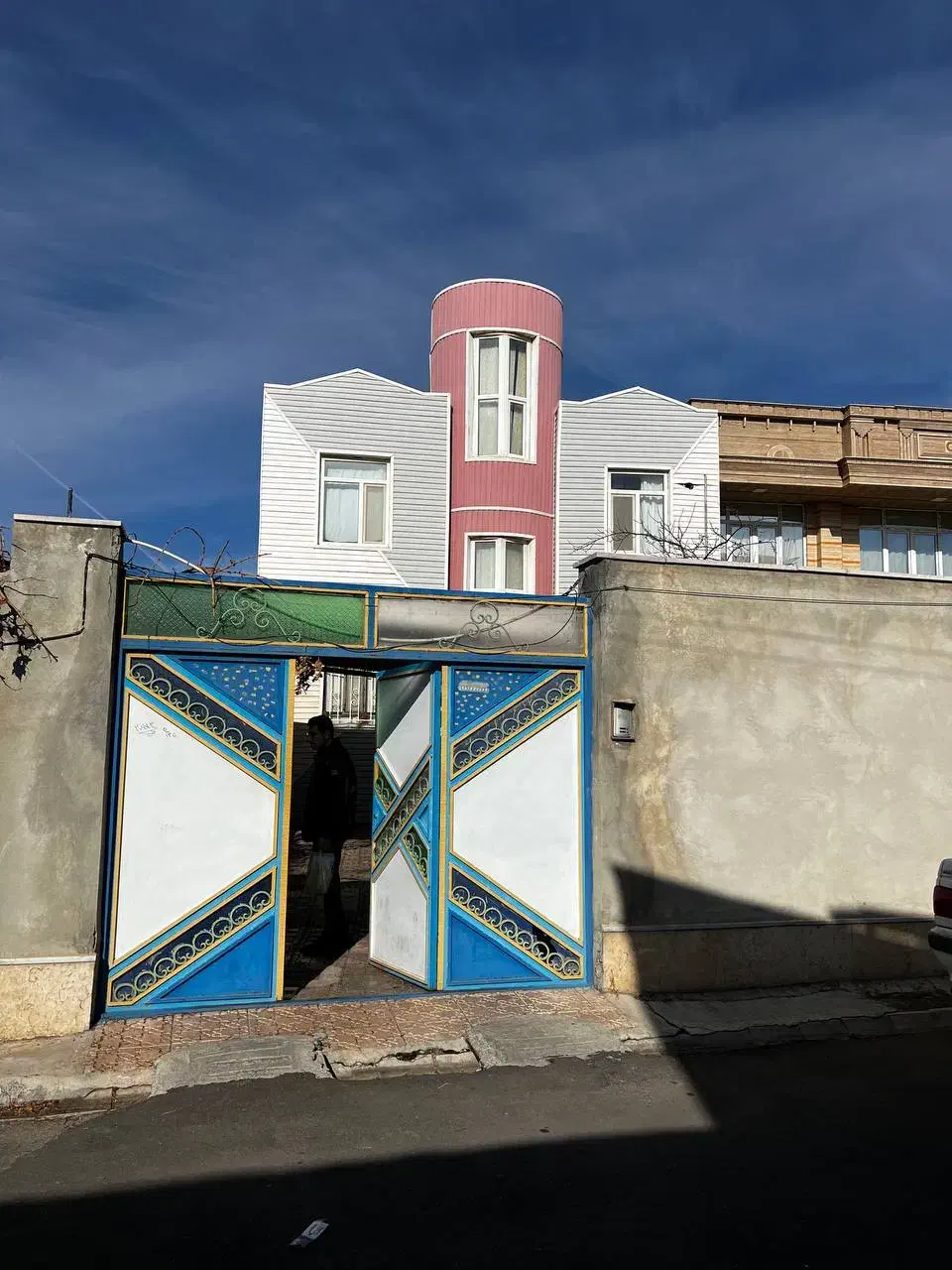 اجاره مسکونی ویلایی دو طبقه با ورودی مشترک|اجارهٔ خانه و ویلا|شاهین دژ, |دیوار