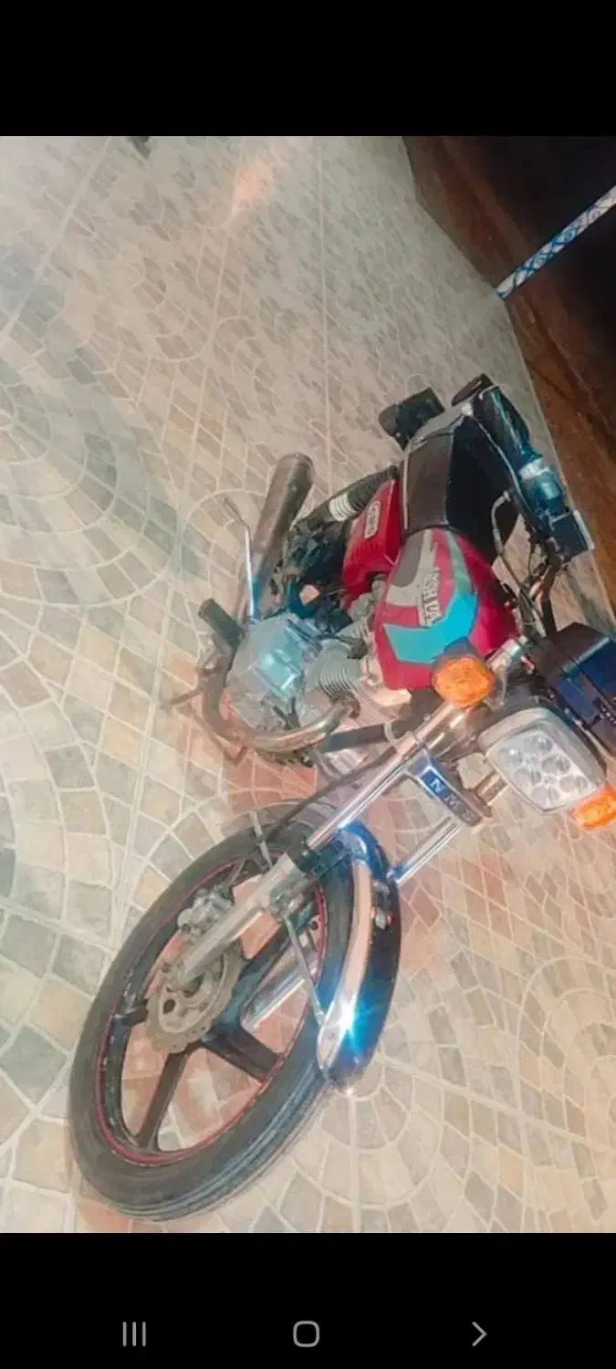 موتور سیکلت|موتورسیکلت|فین, |دیوار