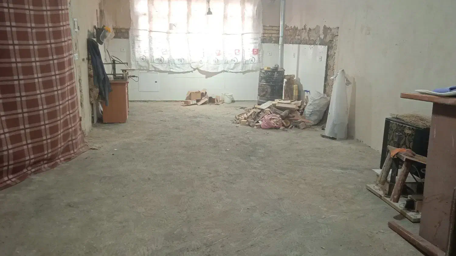 اجاره ۱۰۰ متری|اجارهٔ مغازه و غرفه|اراک, |دیوار