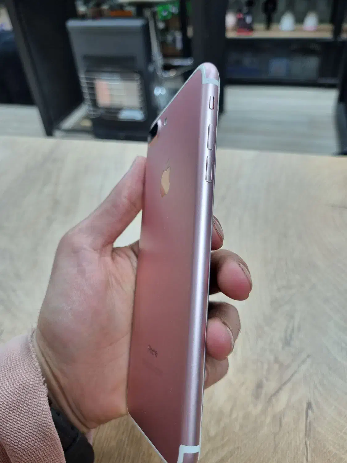 آیفون 7 پلاس 256 تمیز و درحد|موبایل|کرج, فاز ۳ گوهردشت|دیوار