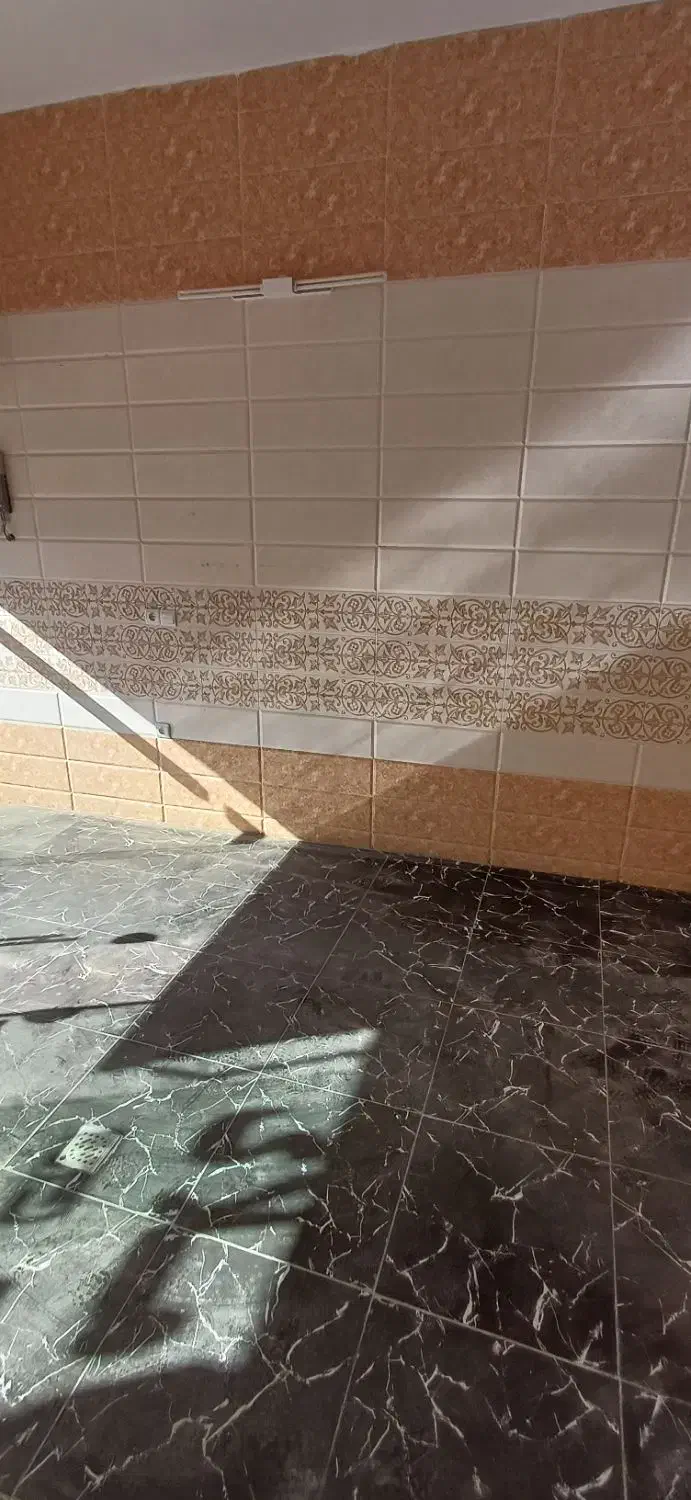 مغازه تجاری جهت انباری|اجارهٔ مغازه و غرفه|بجنورد, |دیوار