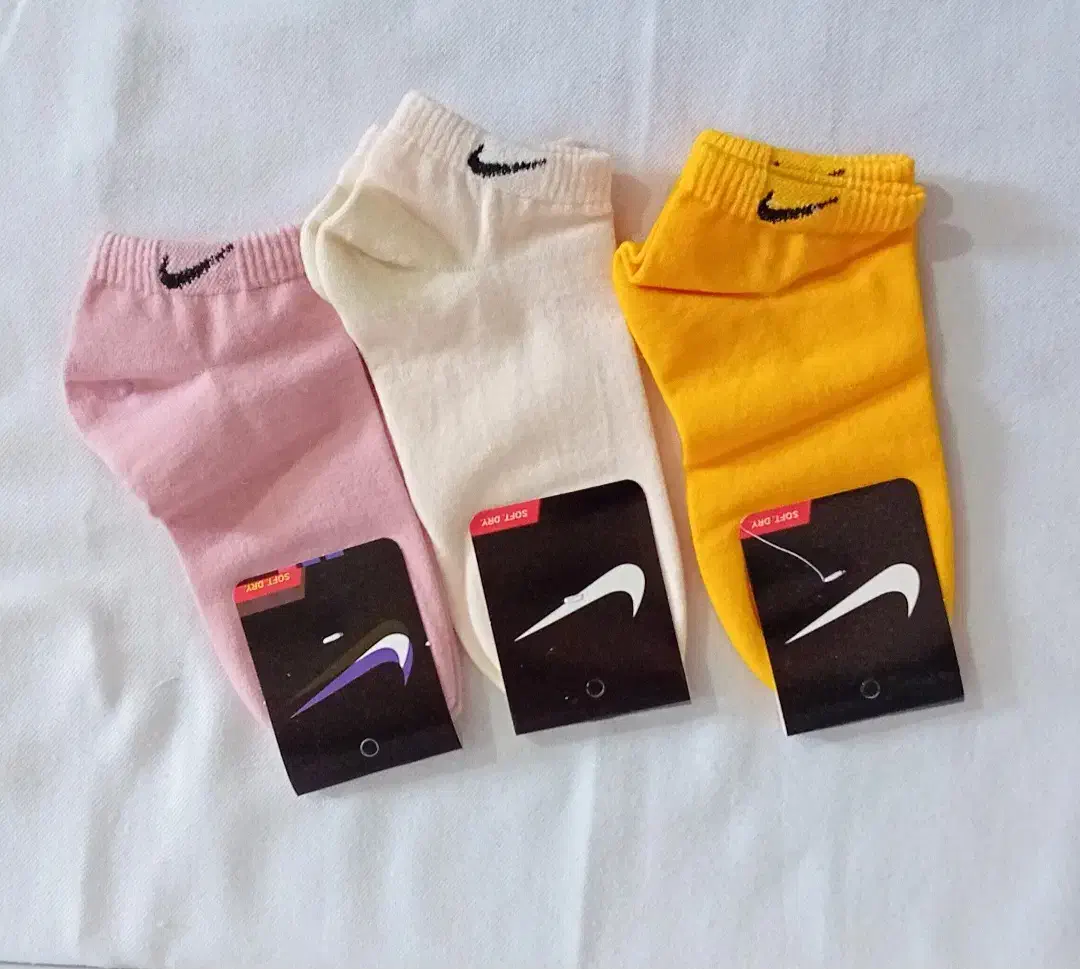 جوراب|لباس|نجفآباد, یزدانشهر|دیوار