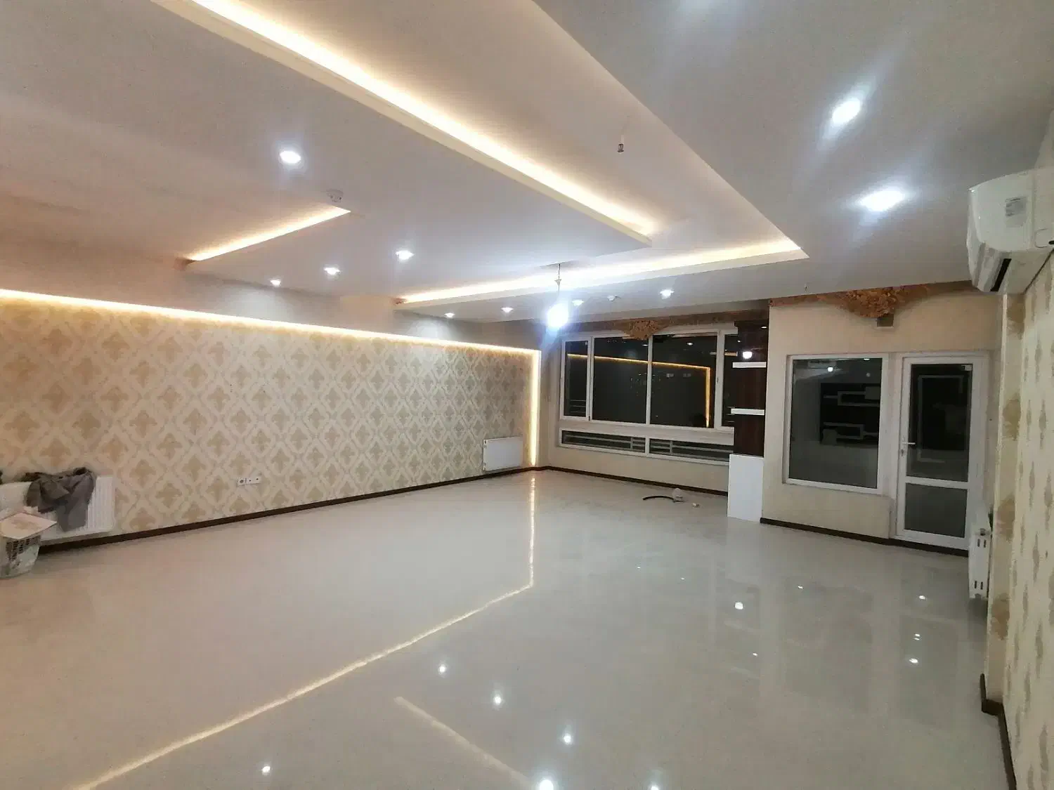 160متر/ شیک و تمیز / آشپزخونه تمام کابینت|اجارهٔ آپارتمان|مشهد, کوه سنگی|دیوار