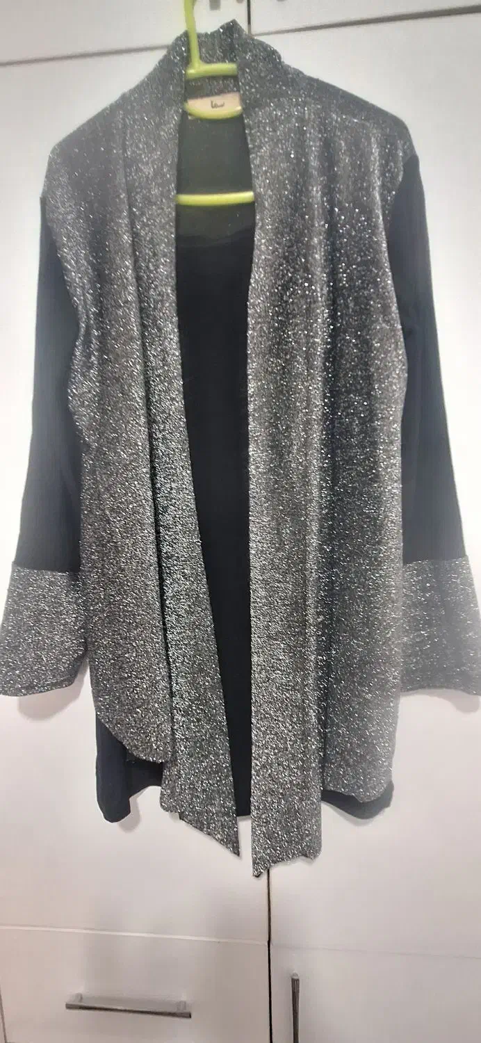 یسری لباس سایزبزرگ|لباس|رشت, دخانیات|دیوار