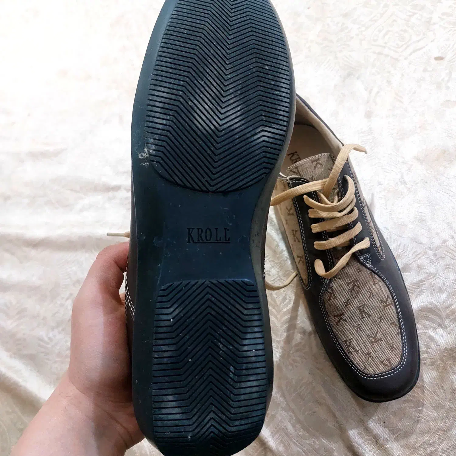 کفش اورجینال KRoLl|کیف، کفش، کمربند|هشتگرد, شهرک راه آهن|دیوار