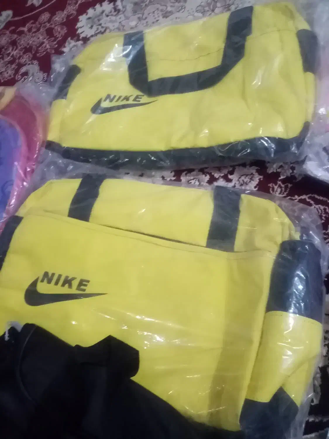 کوله‌پشتی و کیف باشکاه|کیف، کفش، کمربند|مشهد, نیزه|دیوار