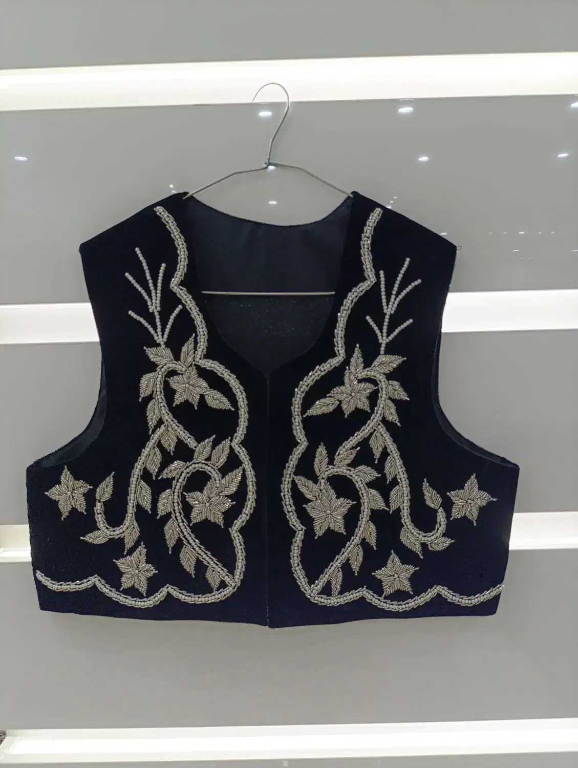 فروش انواع جلیقه جواهردوزی|لباس|کهریزک, |دیوار