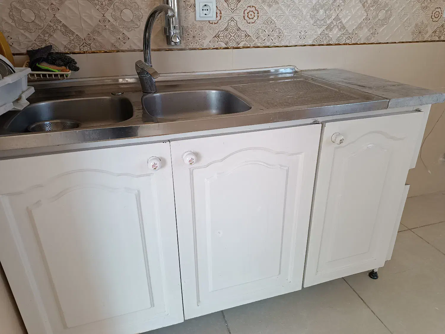 کابینت فلزی|مصالح و تجهیزات ساختمان|زنجان, |دیوار