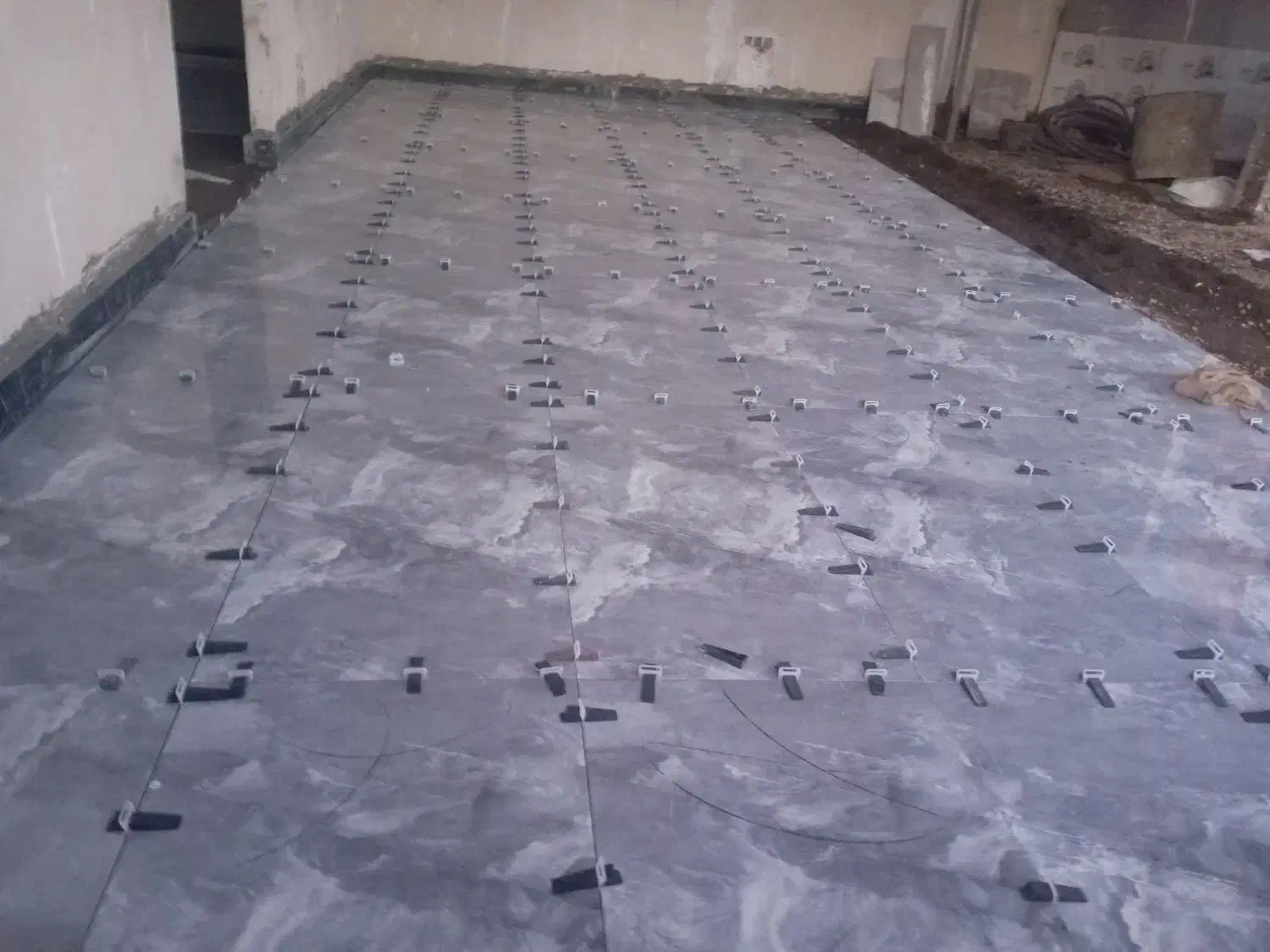 کاشی کاری وسرامیک کاری|خدمات پیشه و مهارت|گلبهار, شهر جدید گلبهار|دیوار