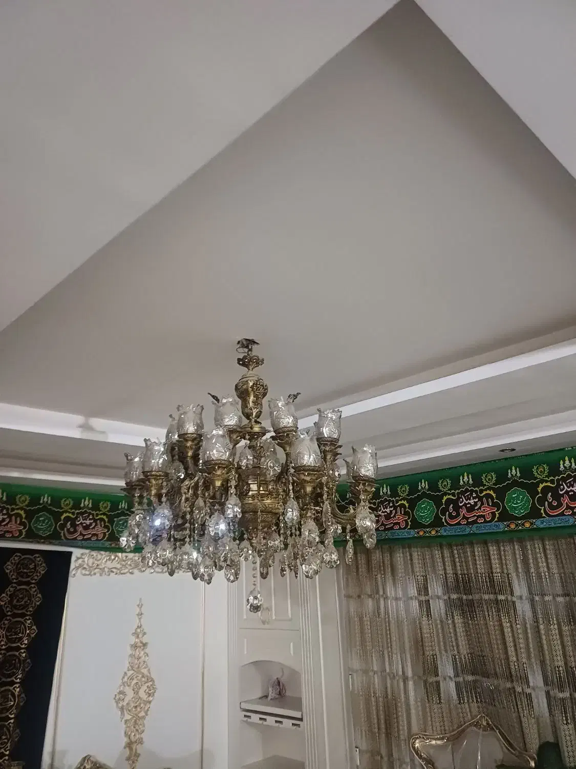 لوستر برنز شاه عباسی بزرگ|لوستر و چراغ آویز|مشهد, رضاشهر|دیوار