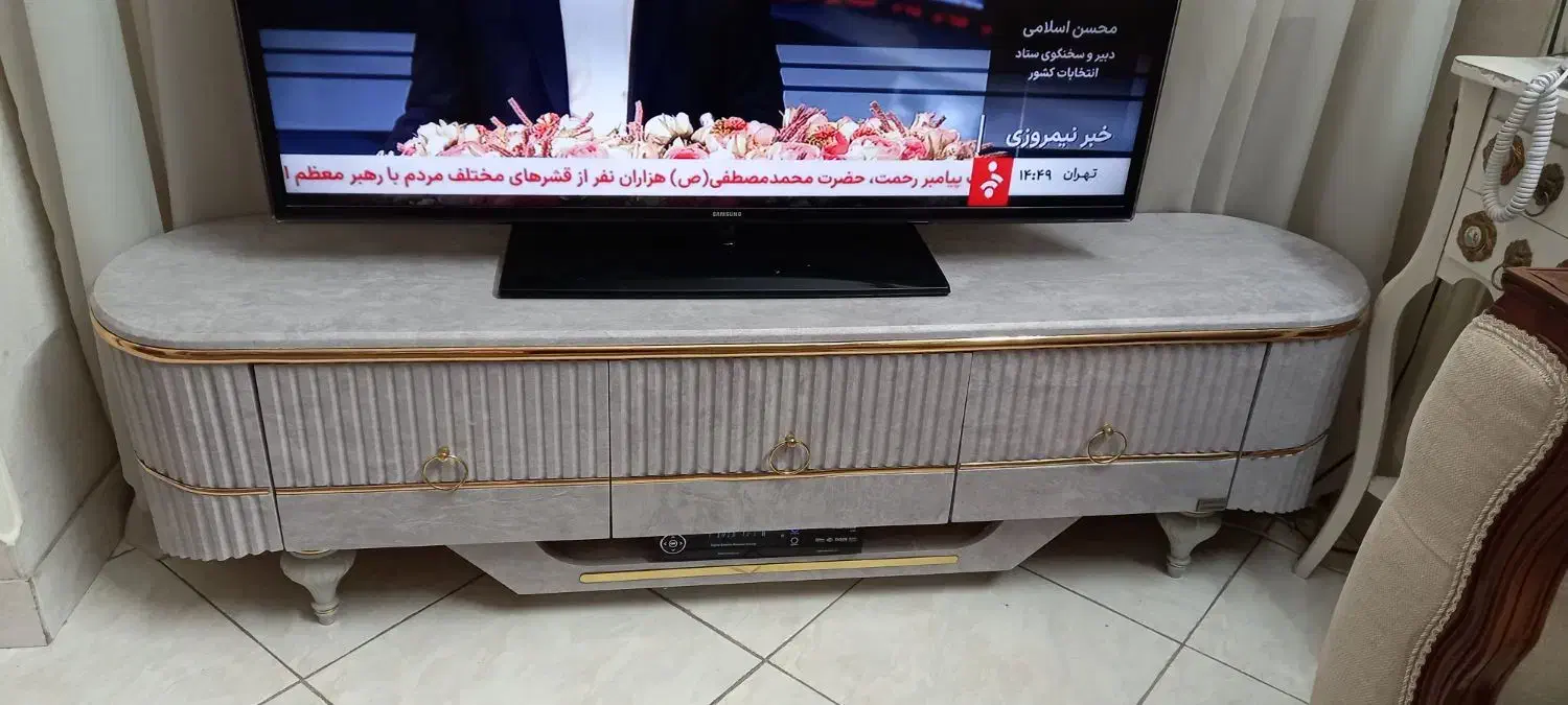 میزتلویزیون در حد نـو|میز تلویزیون|تهران, شادآباد|دیوار