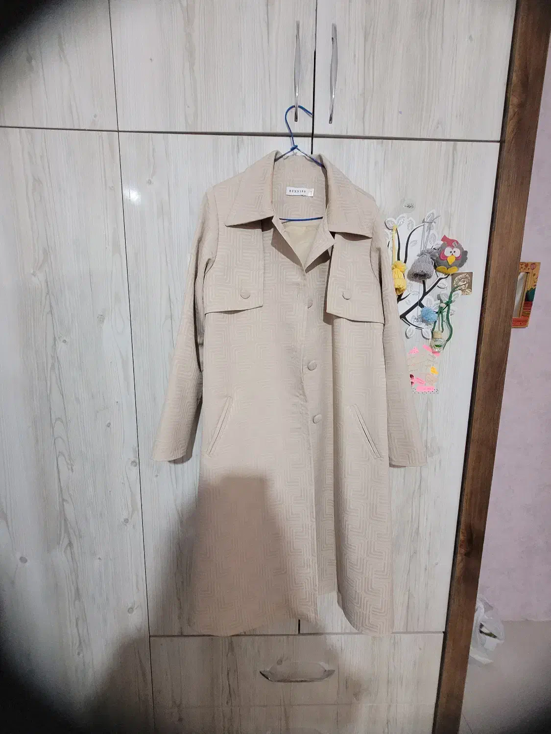 شلوار|لباس|مشهد, دانشجو|دیوار