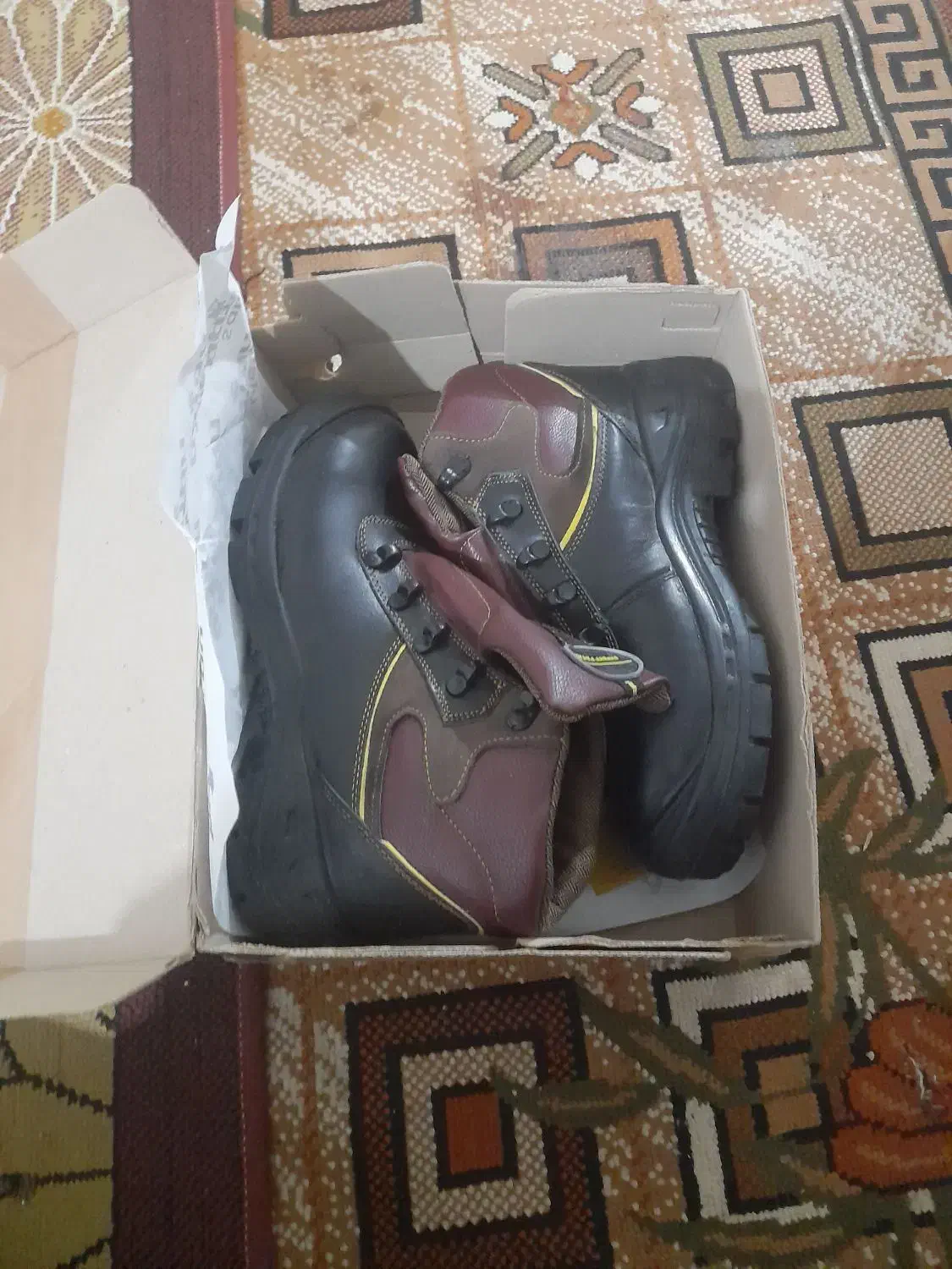 کفش ایمنی|کیف، کفش، کمربند|کرمانشاه, |دیوار