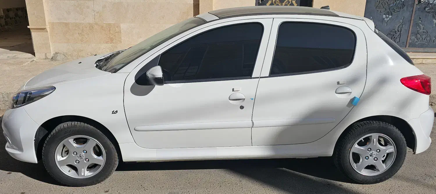 فروش پژو ۲۰۷ پانوراما دنده ای مدل ۱۴۰۳|خودرو سواری و وانت|زاهدان, |دیوار