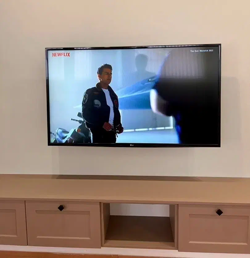 تلویزیون الجی ۴۹ اینچ|تلویزیون و پروژکتور|قم, دروازه کاشان|دیوار