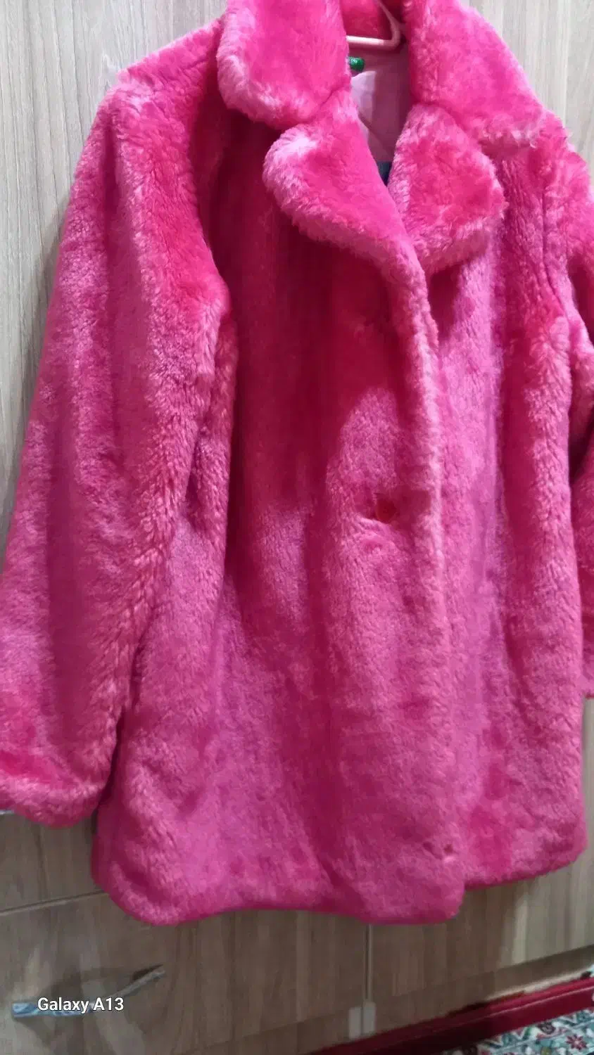 کاپشن|لباس|زنجان, |دیوار