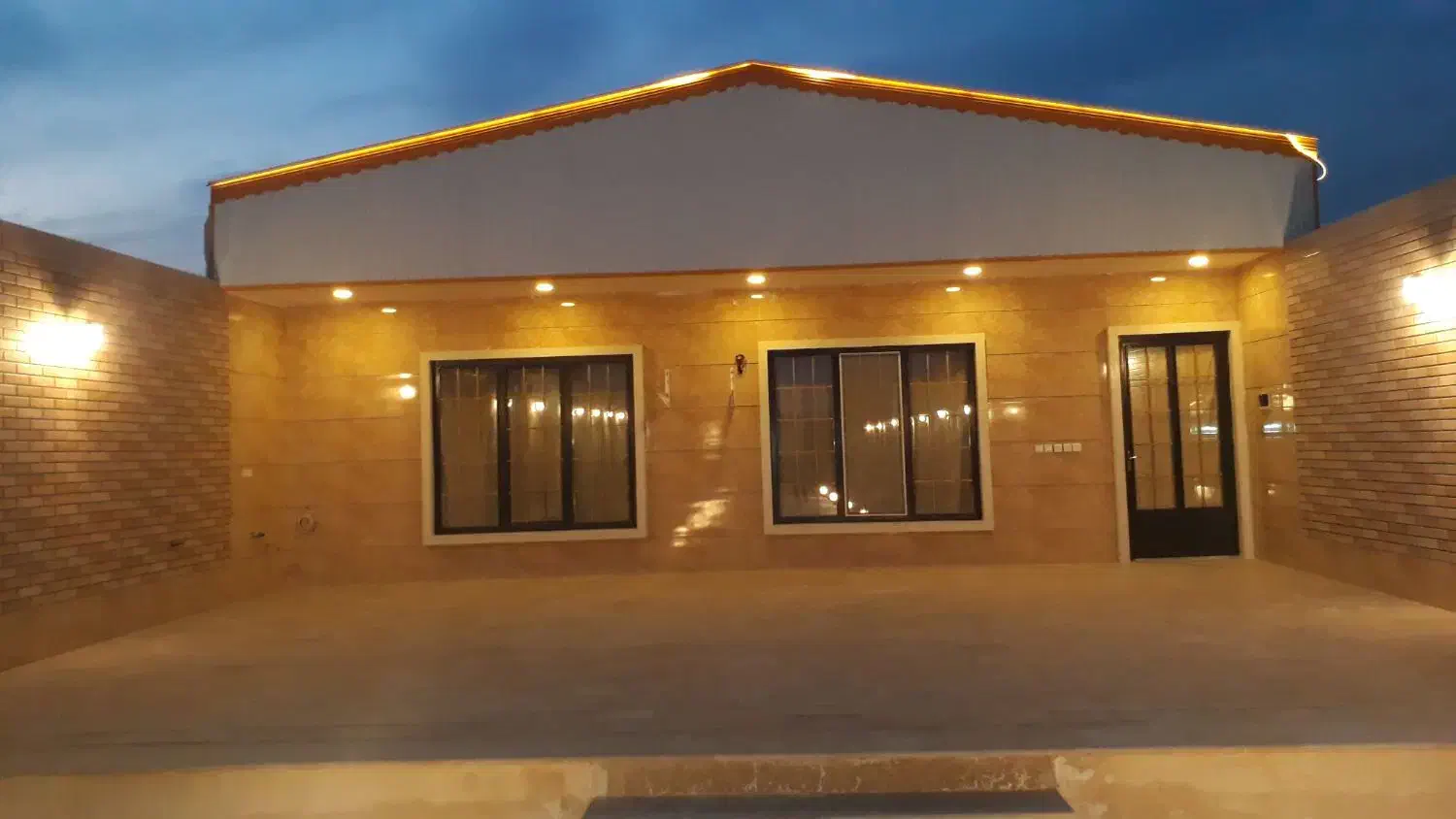 اجاره روزانه خونه باغ ویلایی|اجارهٔ کوتاهمدت ویلا و باغ|کاشان, دشت لتحر|دیوار