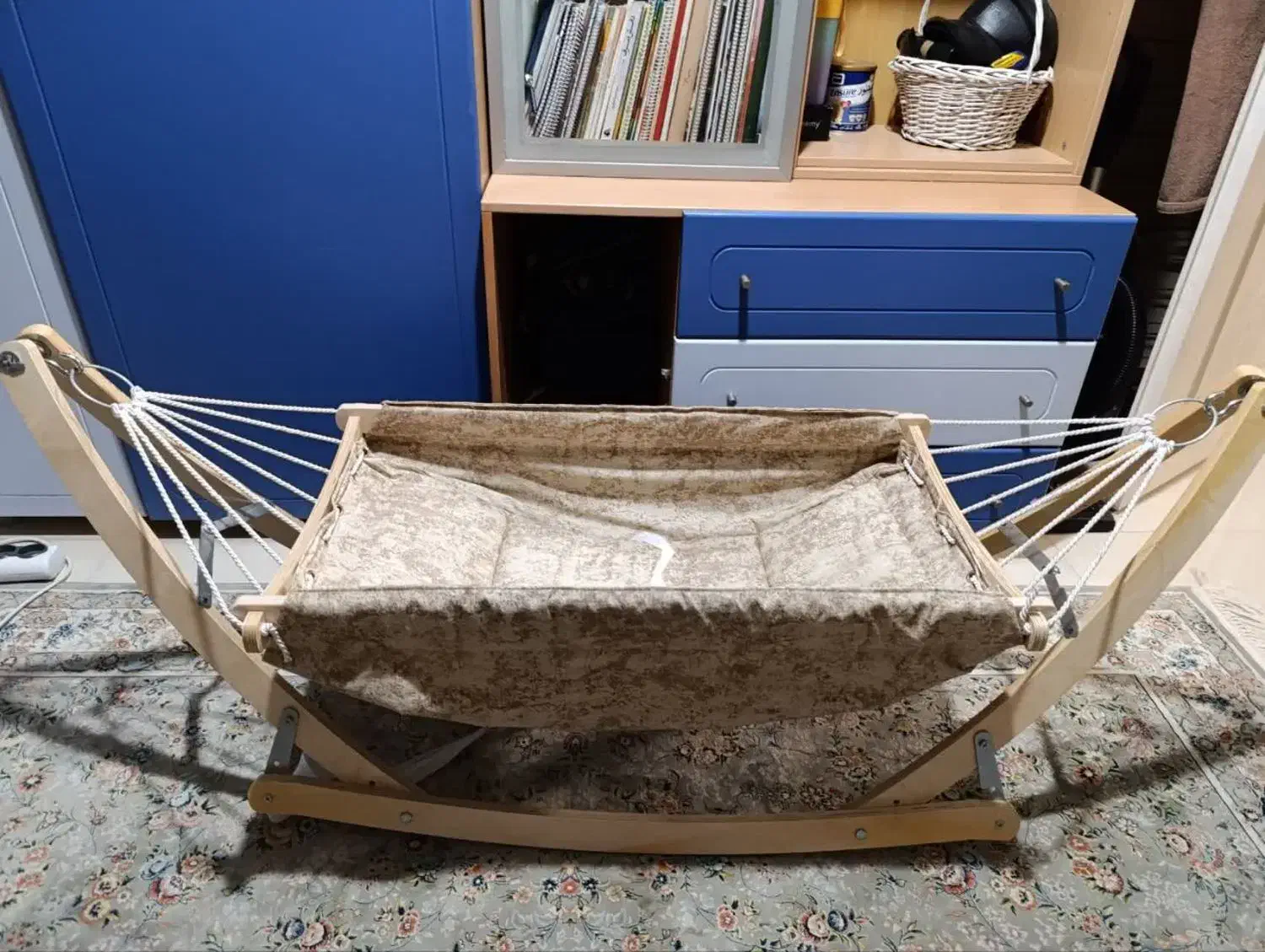 گهواره بانوج و سبد تریکو بافی|اسباب و اثاث بچه|تهران, جوانمردان (اندیشه)|دیوار