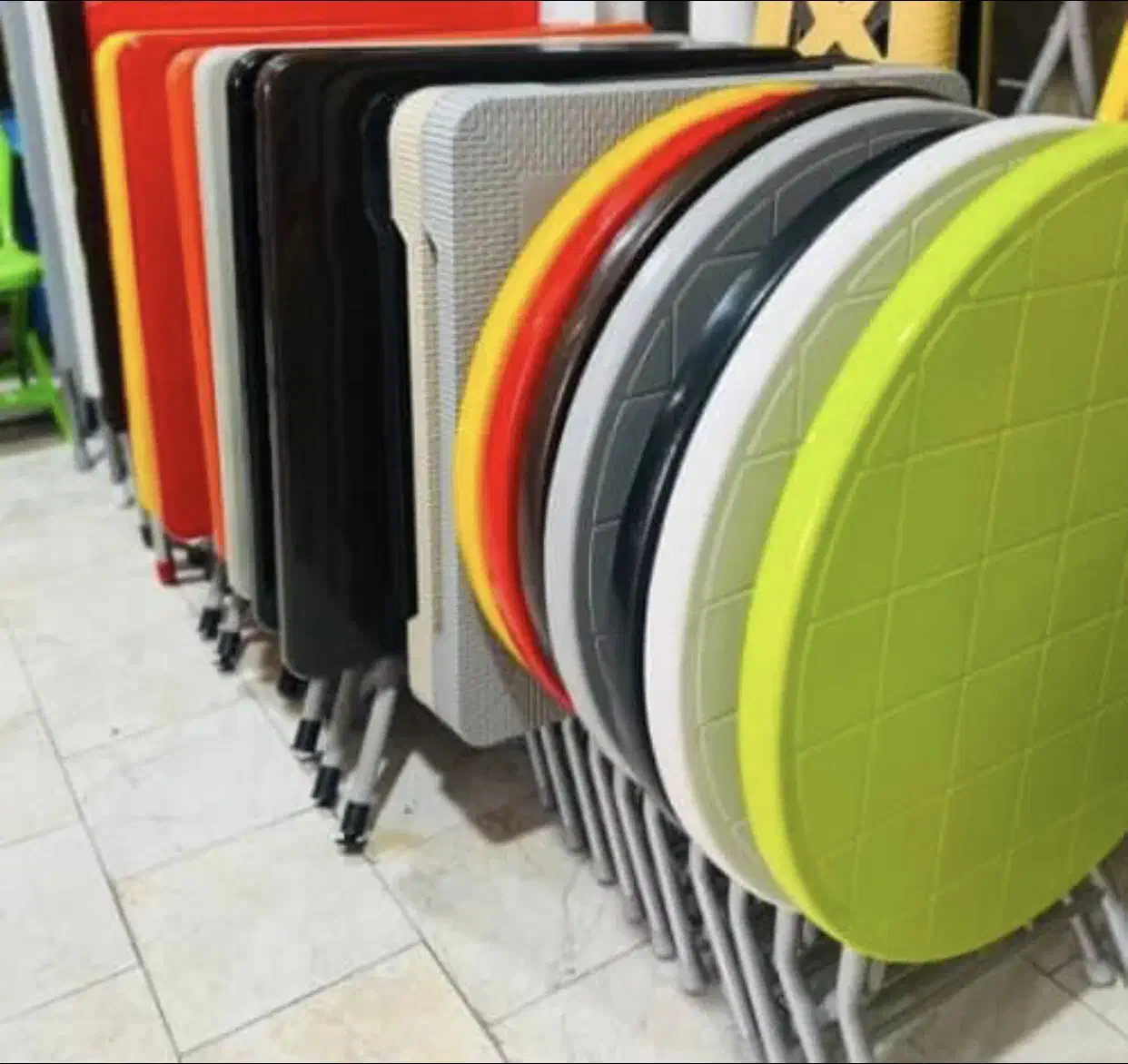 پخش کننده انواع میز پلاستیکی گرد و مربع|میز و صندلی غذاخوری|تهران, یافت آباد جنوبی|دیوار