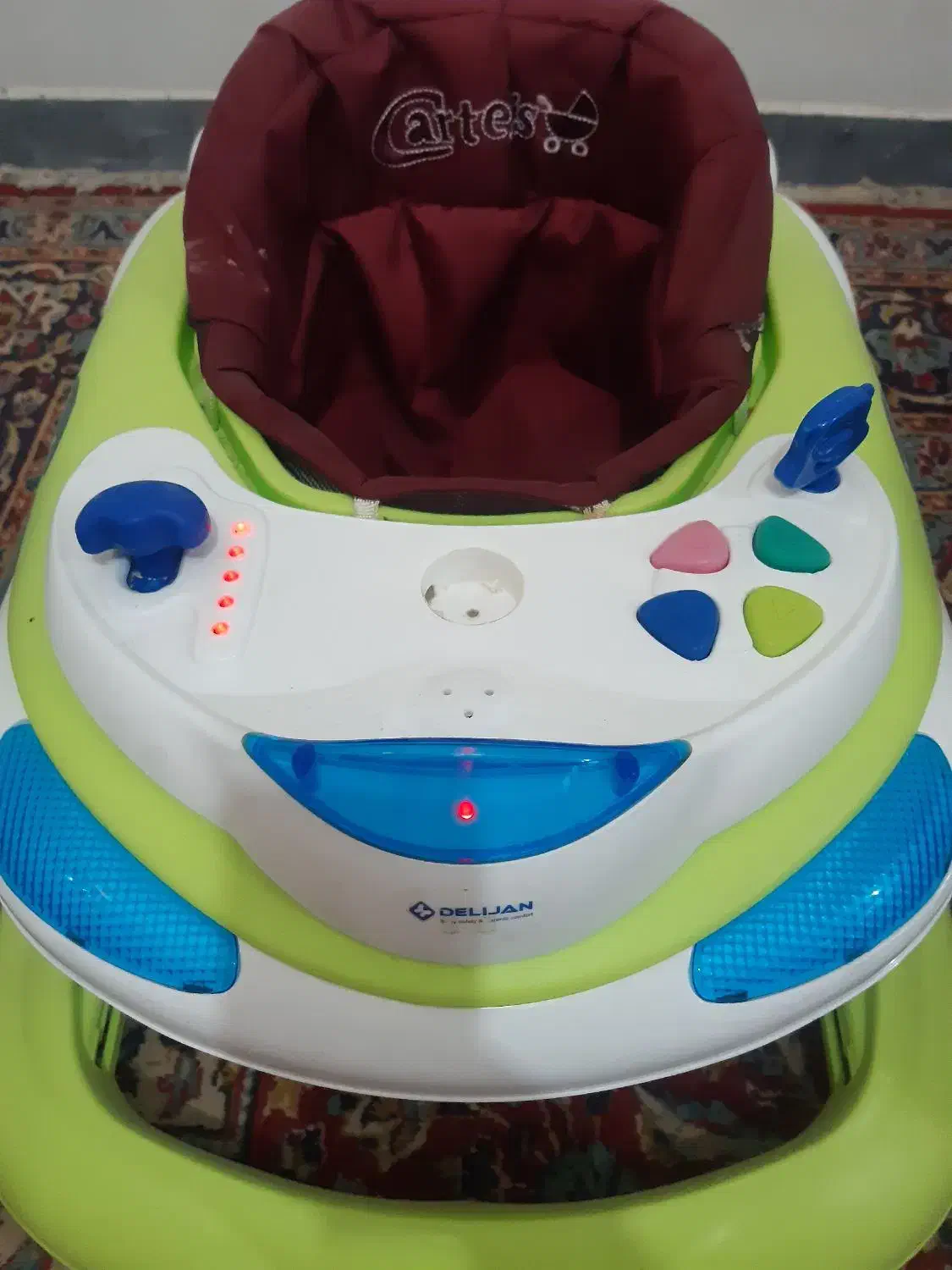 رورووک موزیکال|کالسکه و لوازم جانبی|دزفول, |دیوار