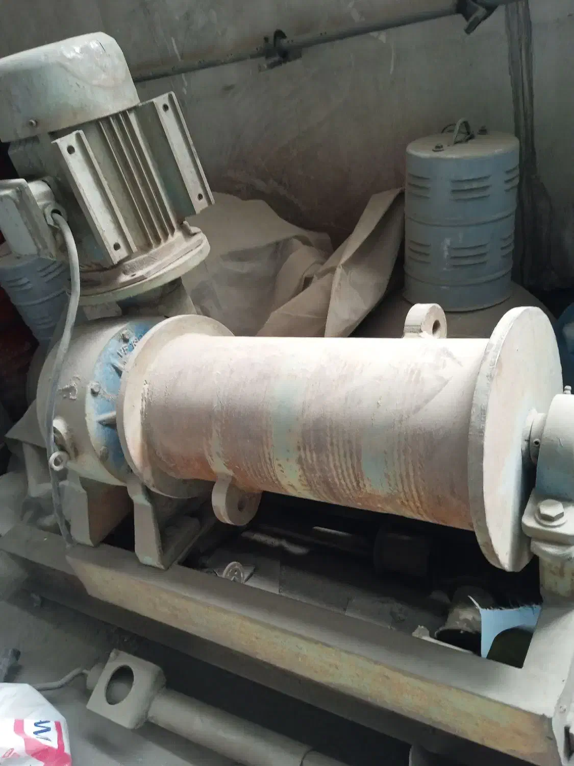 وینچ کشنده|ماشین‌آلات صنعتی|برخوار, |دیوار