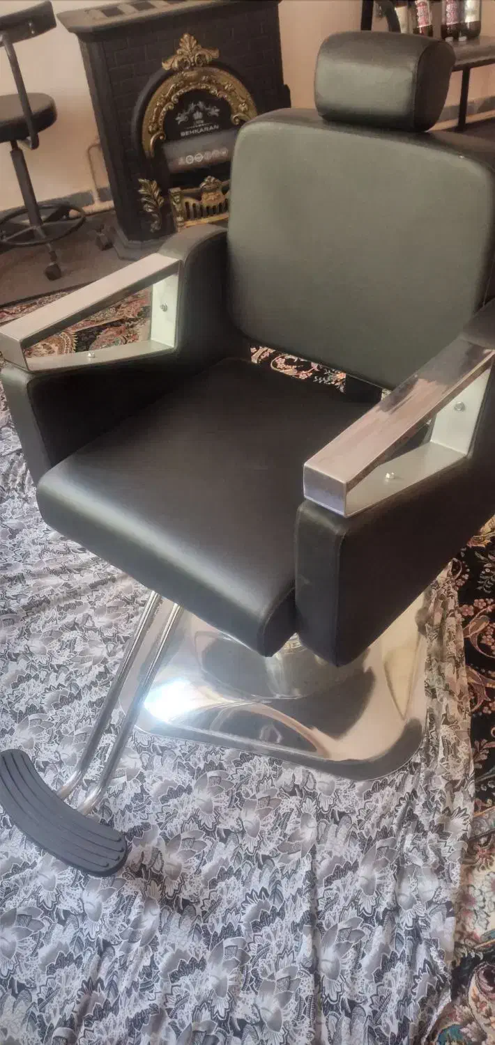صندلی ارایشگری مردانه اصلاح جک پدالی دسته مثلثی|آرایشگاه و سالنهای زیبایی|تبریز, |دیوار