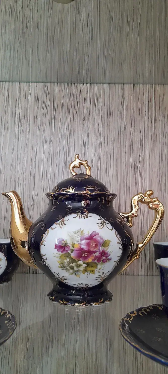 سرویس چای خوری انگلیسی قدیمی عتیقه|کلکسیون اشیاء عتیقه|کرمانشاه, |دیوار