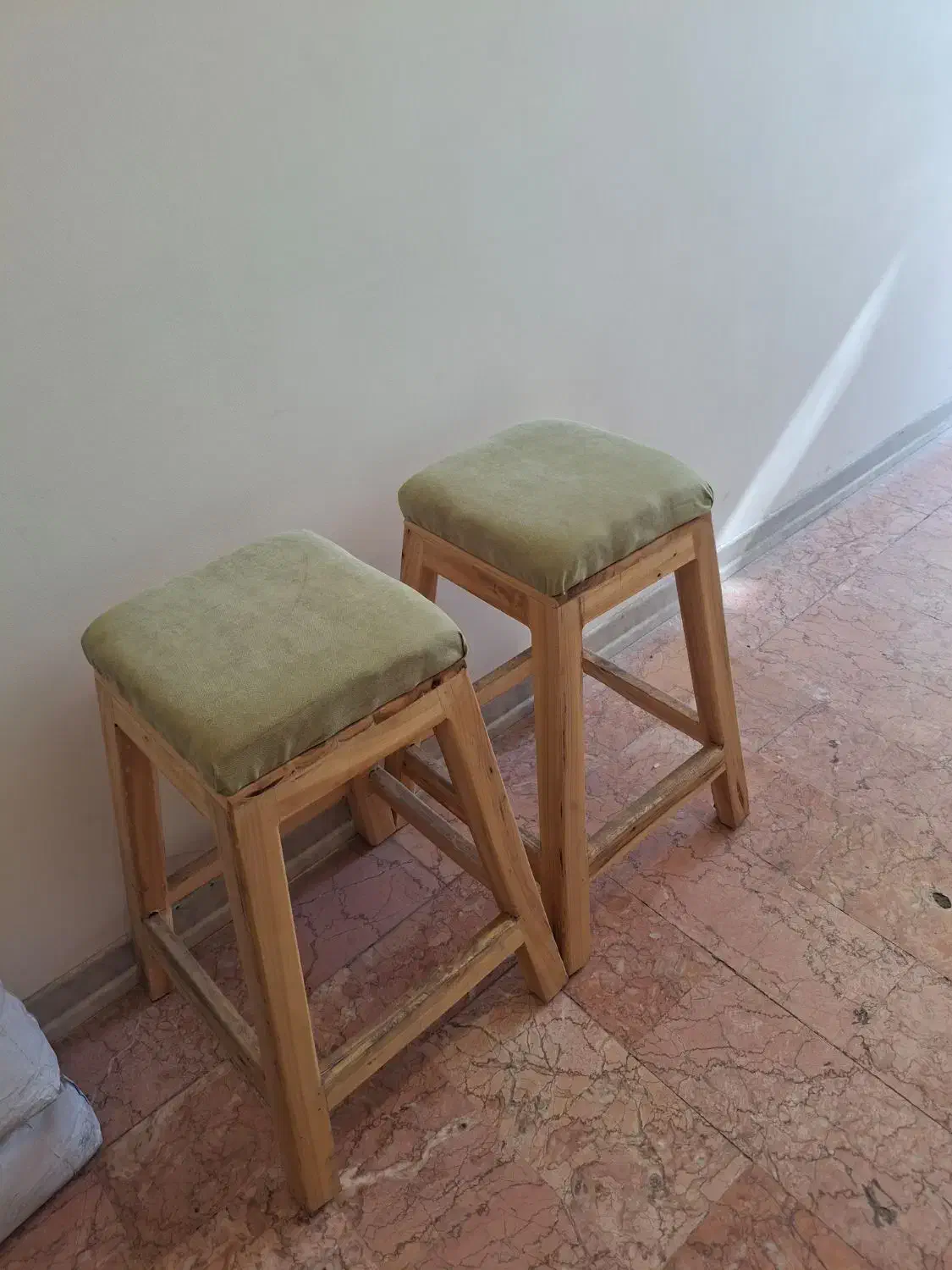 صندلی اپنی|صندلی و نیمکت|مشهد, آبکوه|دیوار