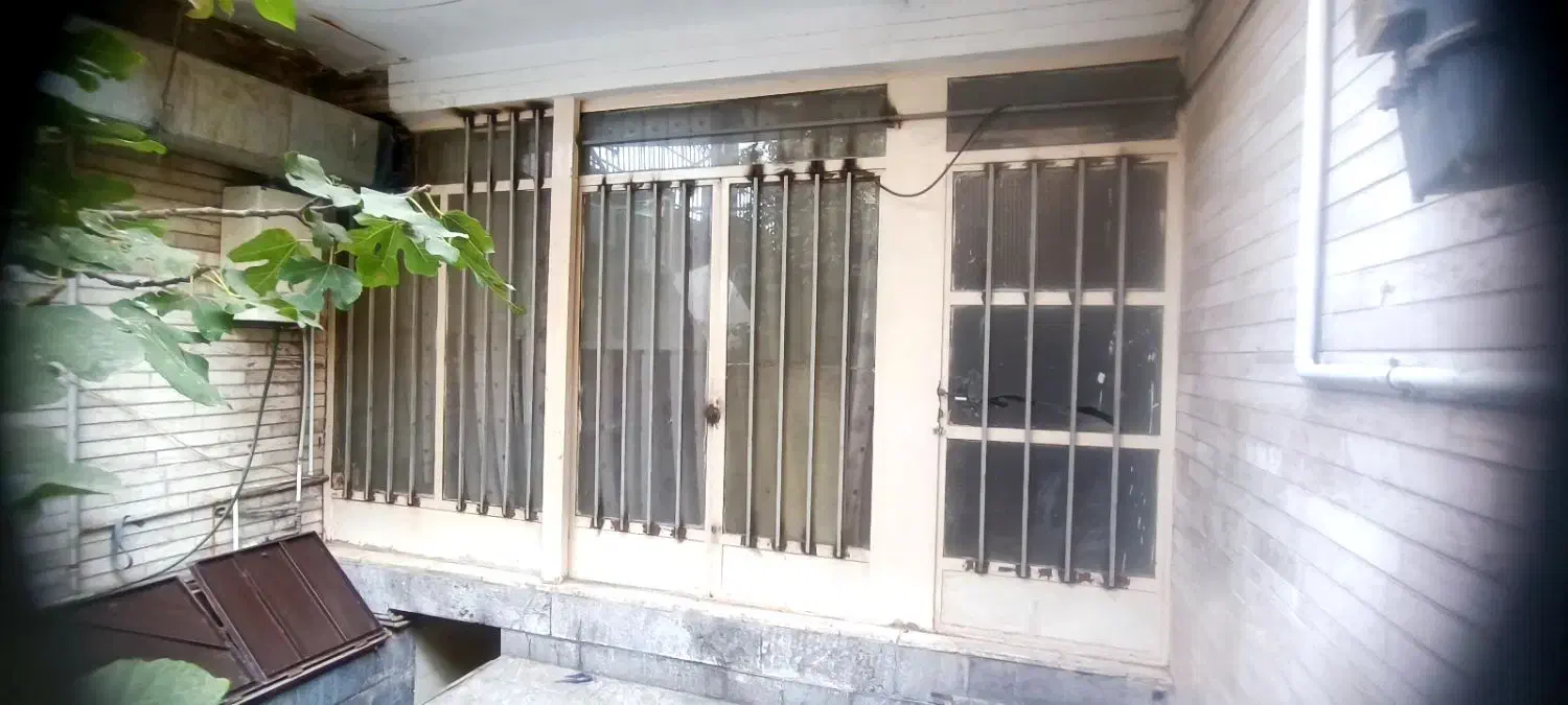 ۷۰متر کلنگی .۱۰۰متر بنا در دوطبقه.ابت ای بنی هاشم|فروش زمین و ملک کلنگی|تهران, بنی‌هاشم|دیوار