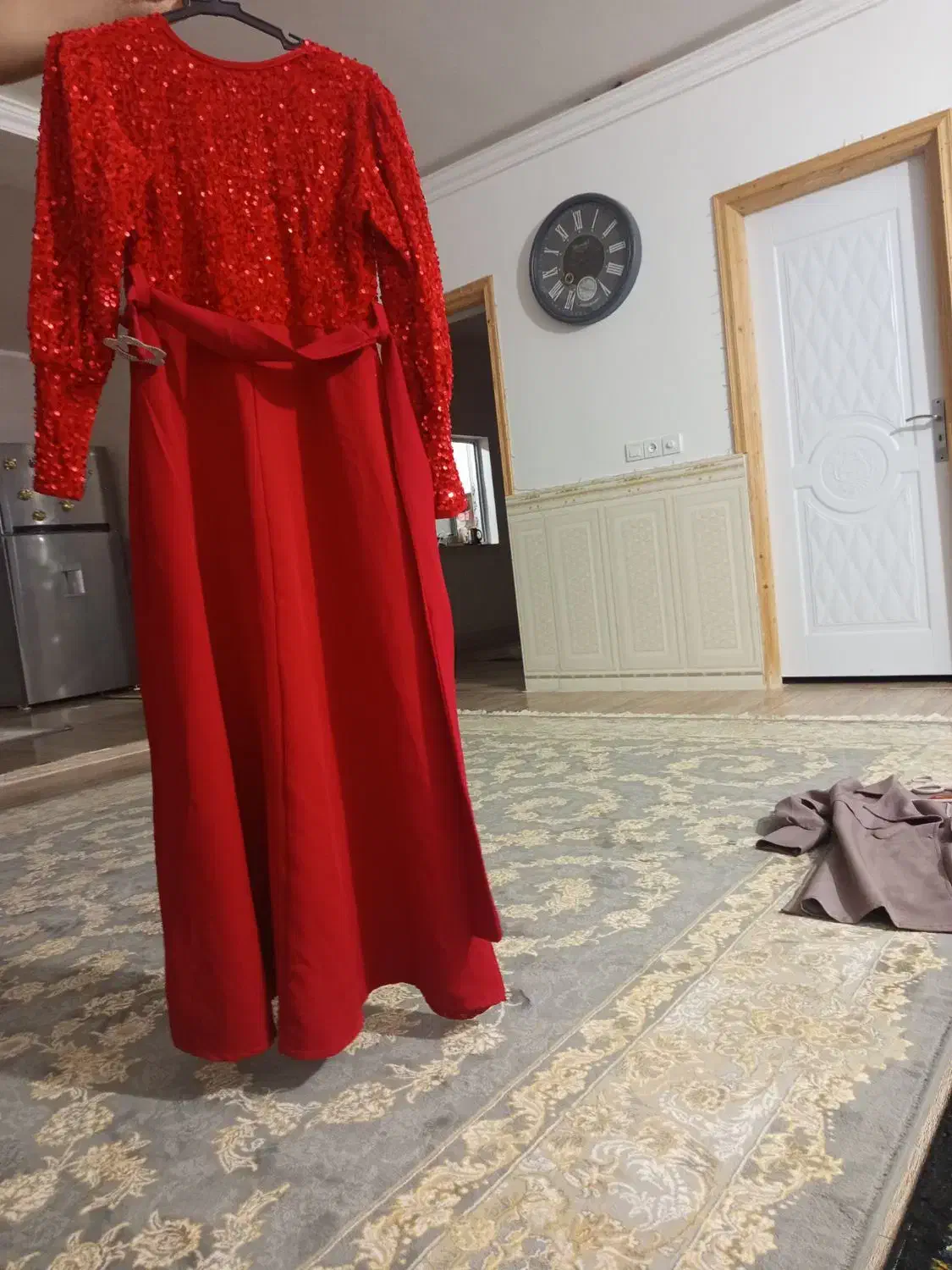 تعدادی لباس زنانه مجلسی|لباس|گنبد کاووس, |دیوار