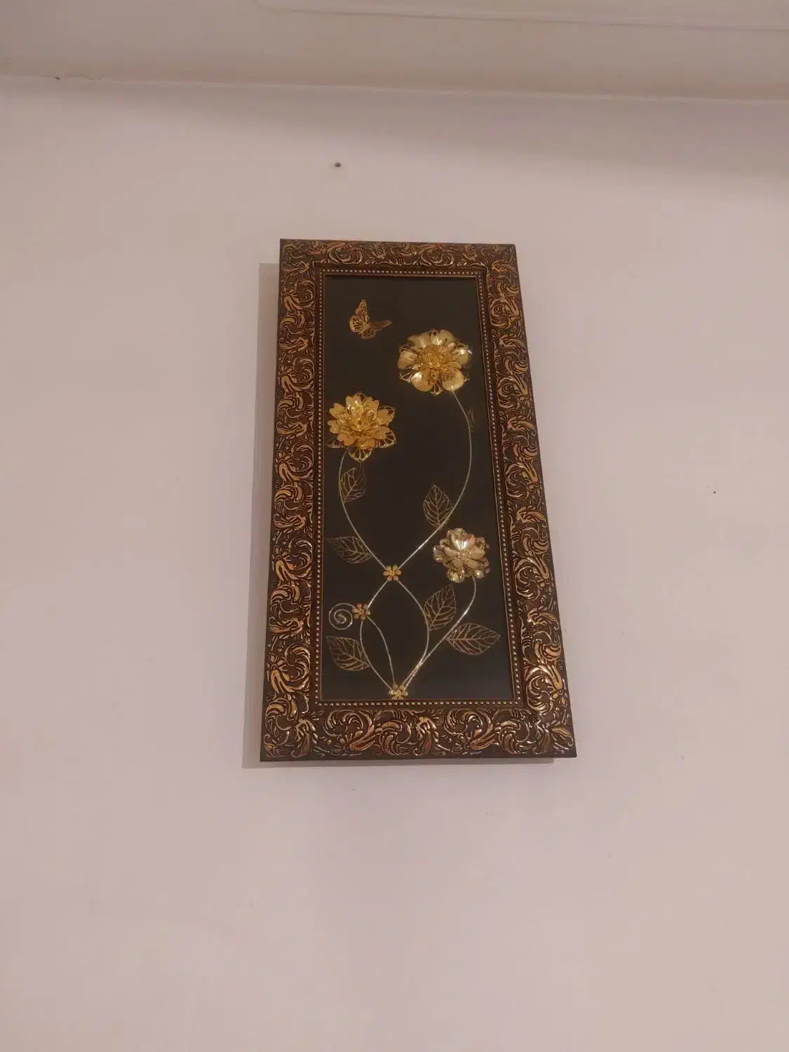 کولر و گلدان و تابلو|گل مصنوعی|میانه, |دیوار