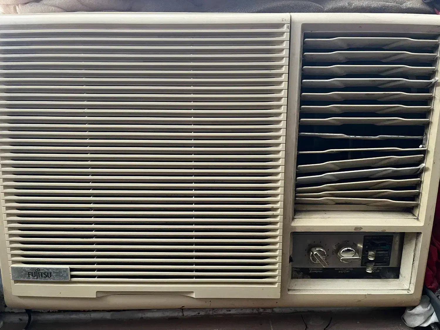 کولر پنجره ای|کولر گازی و فن‌کوئل|بندر گناوه, |دیوار