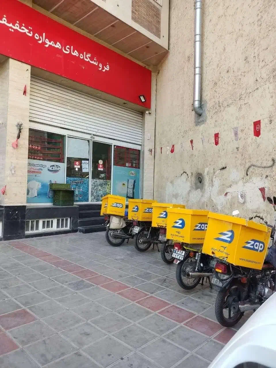 استخدام نیرو آقاوخانم حداقل حقوق 27میلیون در ماه|استخدام حمل و نقل|بوشهر, |دیوار