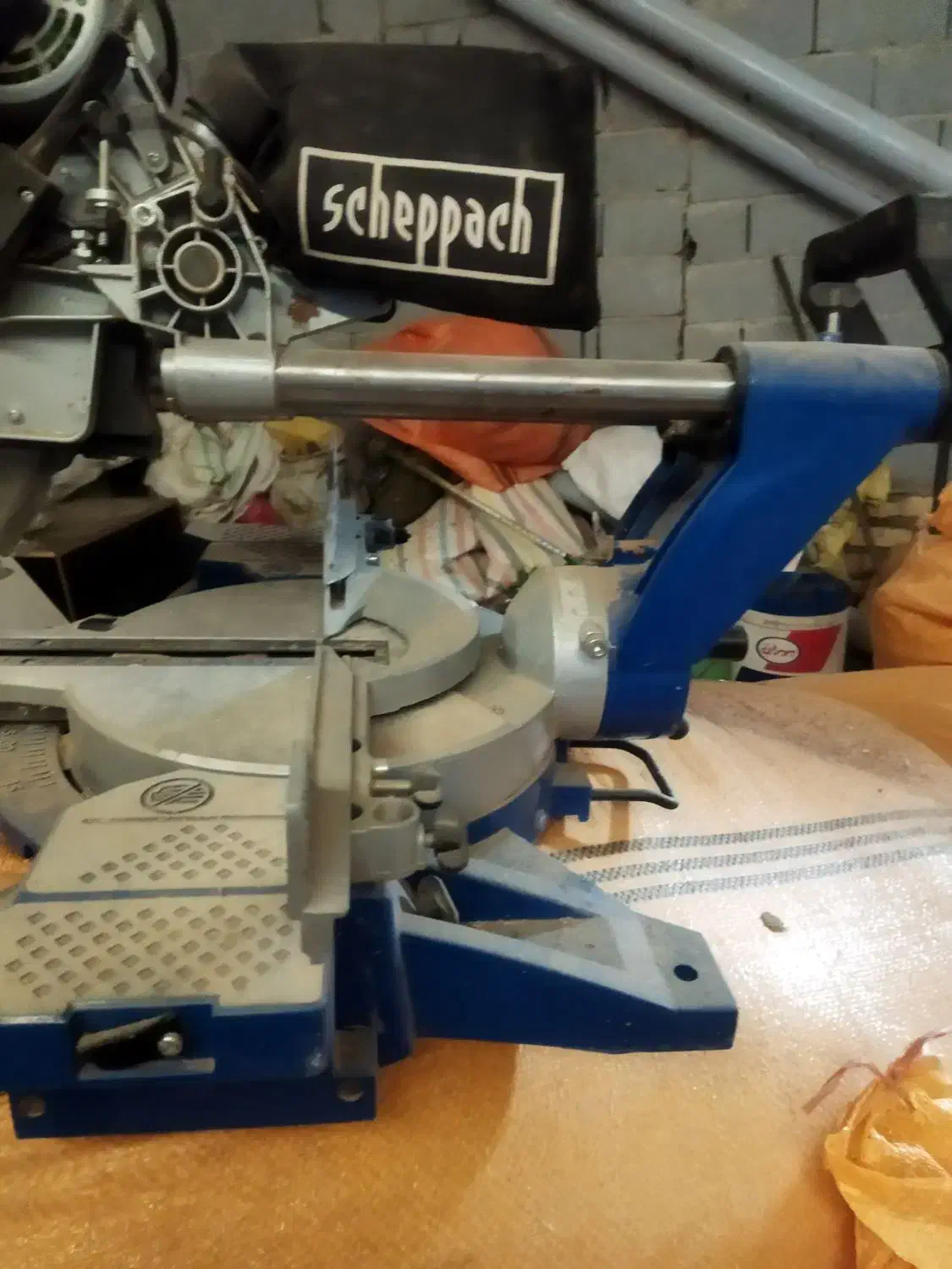 فارسی بر|ابزارآلات|بجنورد, |دیوار