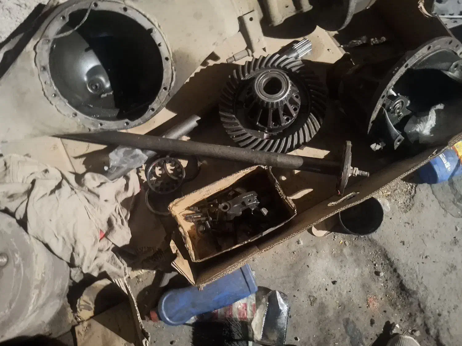 محورعقب ایسوزو۶تن|قطعات یدکی و لوازم جانبی|تهران, علیآباد|دیوار