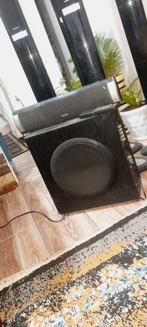 باند  ۶تایی|سیستم صوتی خانگی|صومعه‌سرا, |دیوار