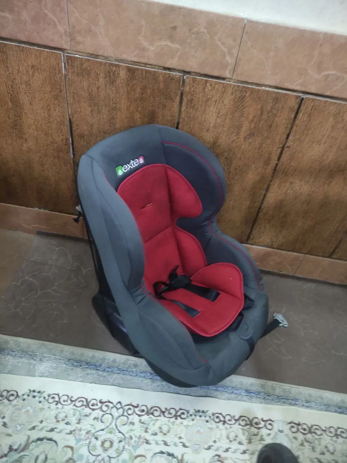 صندلی محافظ کودک|تخت و صندلی بچه|فولادشهر, مسکن مهر فولادشهر|دیوار