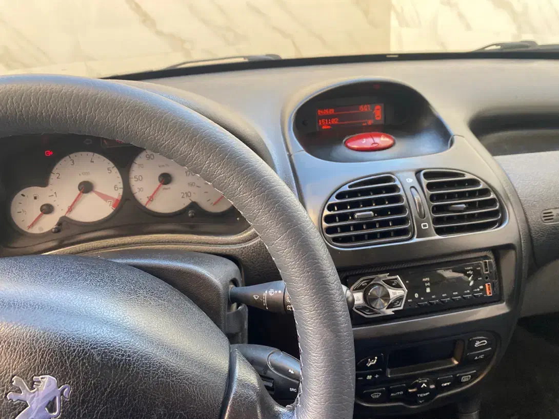 فروش۲۰۶تیپ۵مدل۹۸|خودرو سواری و وانت|کرمان, |دیوار