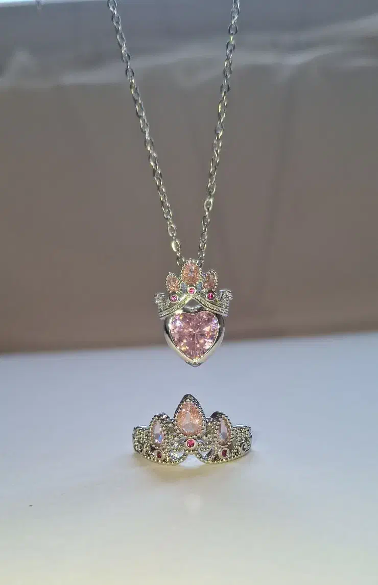 ست راپونزل|زیورآلات و اکسسوری|کاشان, زیدی|دیوار